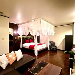 2* ホテル ホテルロータスバリ